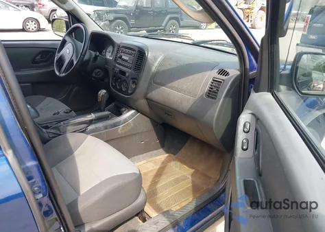 2007 Ford Escape Xls/Xls Manual from USA, damaged, VIN 1FMYU02ZX7KB43809